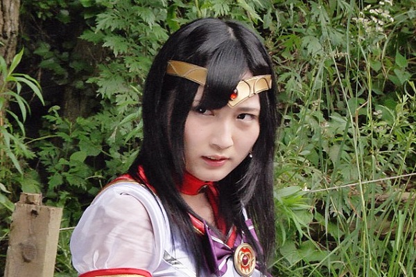 水兵火星在野外惨遭妖魔的毒液攻击，真是恶心！